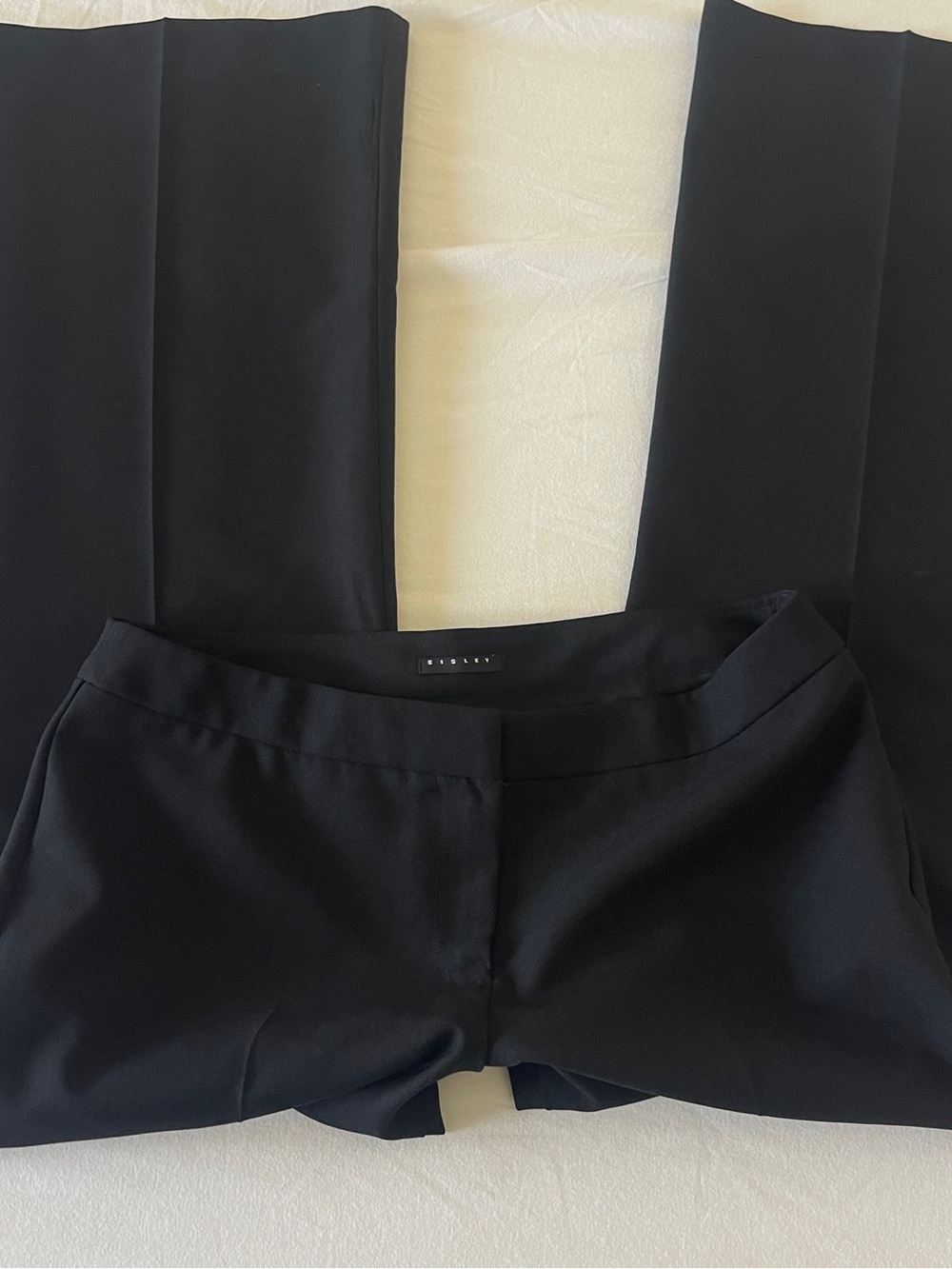 Sisley Office Siren mid-rise black trousers